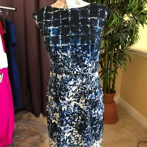 WHBM Black & Blue sheath dress 💙🖤